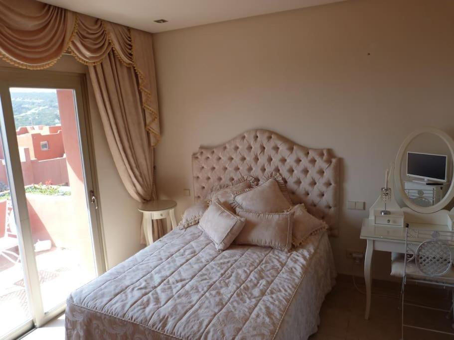 הוילה מנילבה Luxurious Townhouse With Sea Views מראה חיצוני תמונה